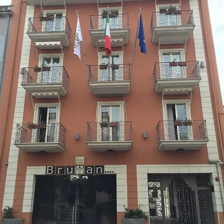 Bruman Hotel 4*