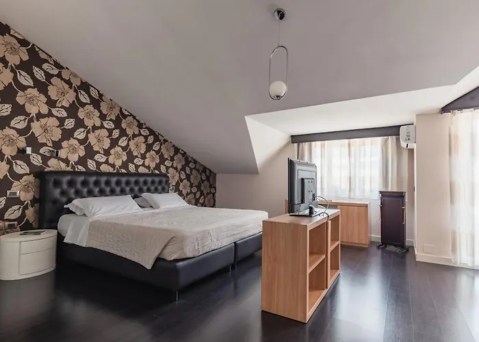 布鲁曼酒店 卡塞塔