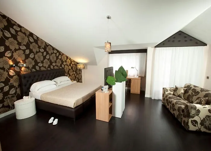 布鲁曼酒店 酒店 卡塞塔