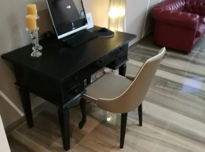 布鲁曼酒店 4* 卡塞塔